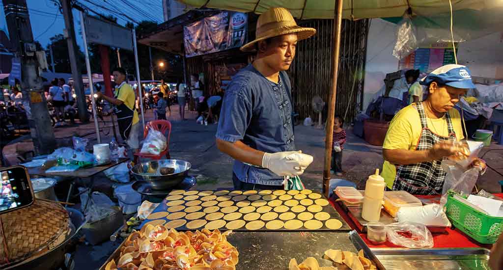 Sukhothai night market